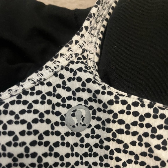 Lululemon racerback tank top built in bra - Picture 4 of 4